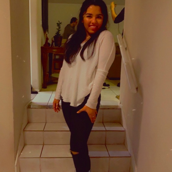 Meet your Posher, Brooke - Picture 1 of 1